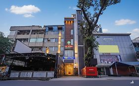 Fabhotel The Treenity House